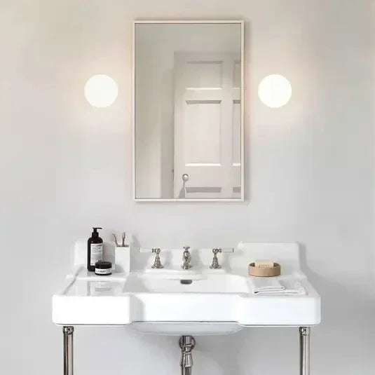 Applique Murale en Verre Blanc Moderne